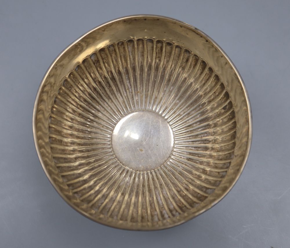 An Edwardian demi-fluted silver rose bowl, with engraved inscription, William Henry Sparrow, Birmingham, 1905